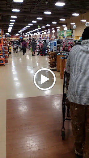 Supermarket «Giant Eagle Supermarket», reviews and photos, 420 E Waterfront Dr, Homestead, PA 15120, USA