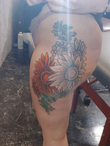 Tattoo Shop «Tattoo Blues NY», reviews and photos, 148 Jay St, Schenectady, NY 12305, USA