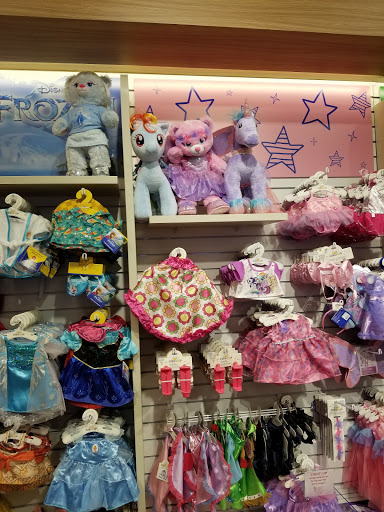 Toy Store «Build-A-Bear Workshop», reviews and photos, 4130 Summit Plaza Dr, Louisville, KY 40241, USA