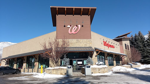 Walgreens, 15 Sun Rd, Avon, CO 81620, USA, 
