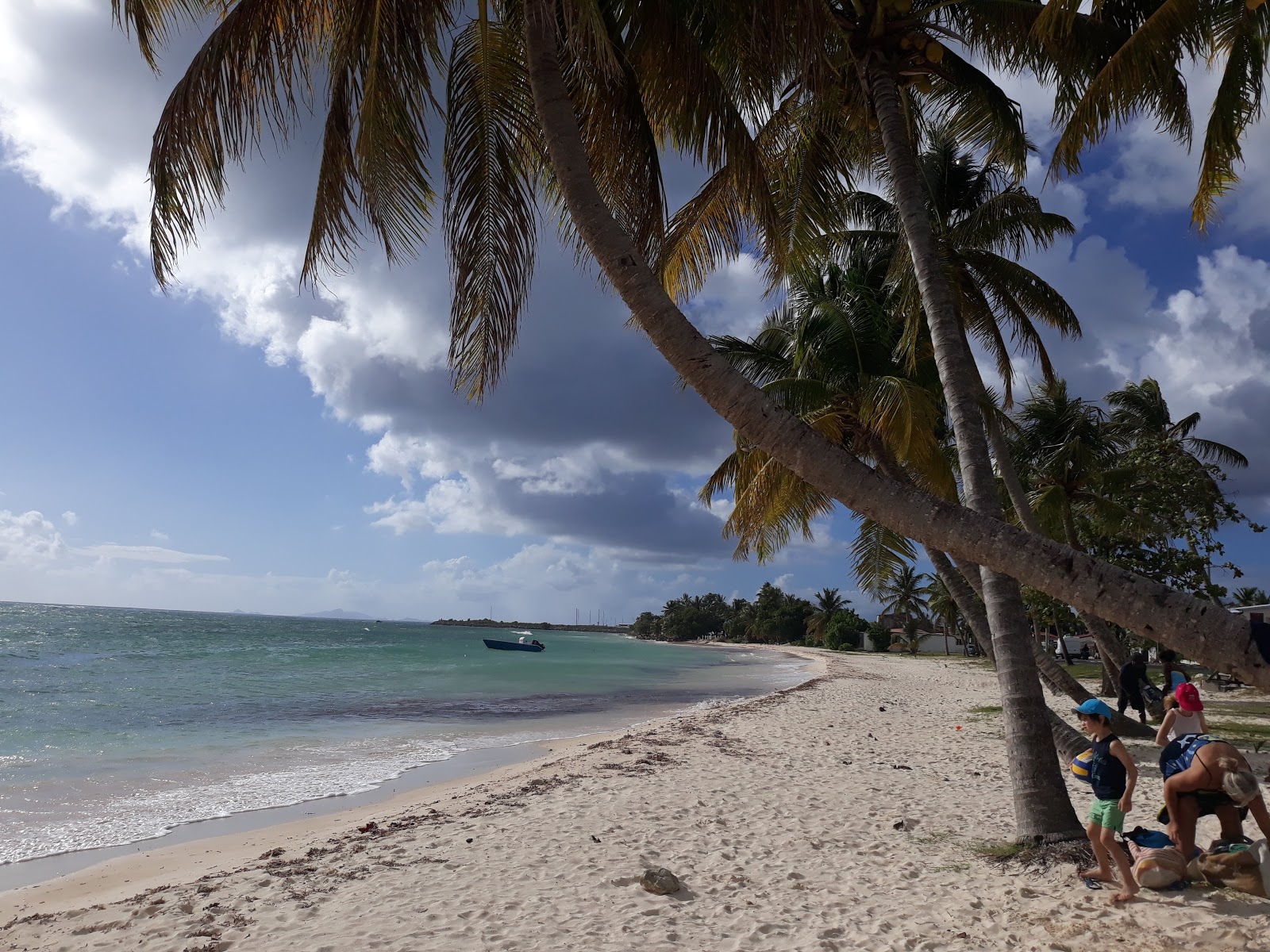 Photo de Plage de Grand Bourg et le règlement