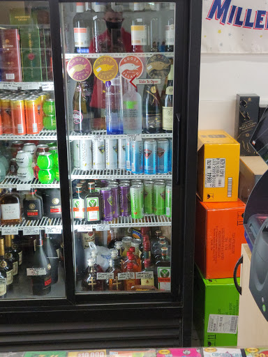 Liquor Store «Berwyn Liquors», reviews and photos, 6335 Cermak Rd, Berwyn, IL 60402, USA