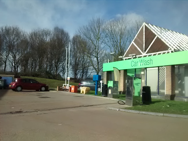 Reviews of Central Co-op Food & Petrol - Paxton Road, Orton Goldhay in Peterborough - Gas station