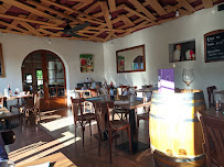 Atmosphère du Bar Restaurant Zuzulua à Saint-Pée-sur-Nivelle - n°16