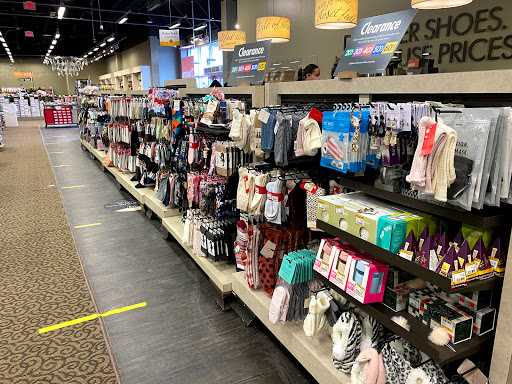 Shoe Store «DSW Designer Shoe Warehouse», reviews and photos, 95 NJ-23, Wayne, NJ 07470, USA