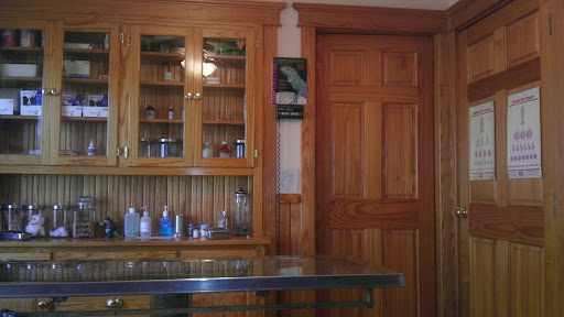 Raphine Animal Clinic image