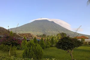 Gunung Tanggamus image