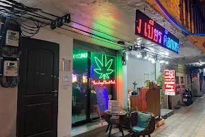 Thai Angel Bar & Buds (Sukhumvit 60) - Dispensary,Cannabis lounge, weed shop, 大麻專賣店 酒吧 image