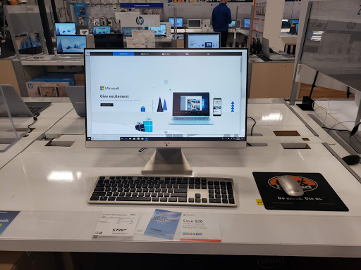 Electronics Store «Best Buy», reviews and photos, 1600 Center Rd, Avon, OH 44011, USA