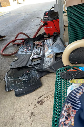 Auto Repair Shop «Dundee & Wolf Automotive Services», reviews and photos, 11 E Dundee Rd, Wheeling, IL 60090, USA