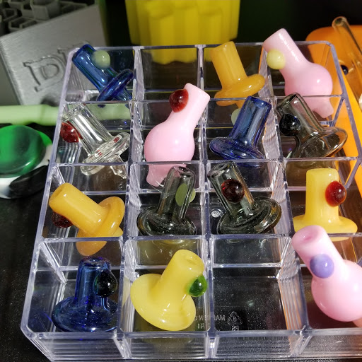 Tobacco Shop «Collective Glass Smoke Shop», reviews and photos, 3616 McRae Blvd #2, El Paso, TX 79925, USA