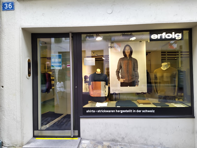 Rezensionen über erfolg Shop Basel in Basel - Bekleidungsgeschäft