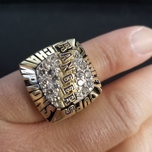 Pawn Shop «EZ Pawn Corp», reviews and photos, 45-21 Queens Blvd, Sunnyside, NY 11104, USA