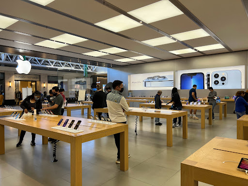 Computer Store «Apple Christiana Mall», reviews and photos, 125 Stanton Christiana Rd, Newark, DE 19702, USA