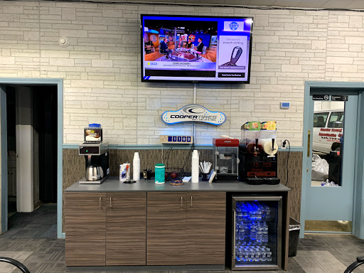 Auto Body Shop «Terrys North Coast Auto», reviews and photos, 3328 St Clair Ave NE, Cleveland, OH 44114, USA