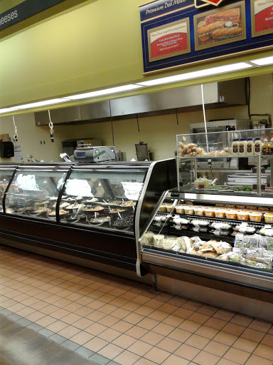 Supermarket «Winn-Dixie», reviews and photos, 2950 9th St SW #100, Vero Beach, FL 32968, USA