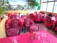 Atmosphère du Restaurant Asiatique Le Dauphin Bleu à Trégueux - n°3