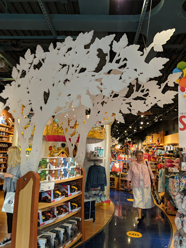 Toy Store «Disney Store», reviews and photos, 7875 Montgomery Rd, Cincinnati, OH 45236, USA