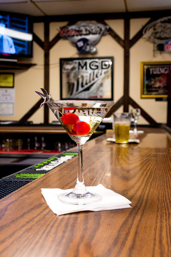 Liquor Store «Hidden Lake Liquors and Bar», reviews and photos, 2011 NJ-27, Somerset, NJ 08873, USA