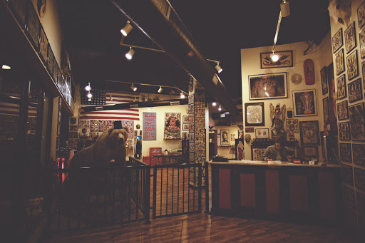 Tattoo Shop «7th Street Tattoo», reviews and photos, 961 7th St W, St Paul, MN 55102, USA