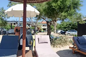 Beach bar Oasis image