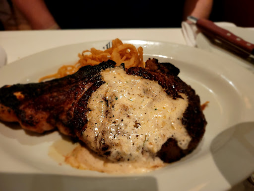 Steak House «Hyde Park Prime Steakhouse», reviews and photos, 21 Main St, Westlake, OH 44145, USA