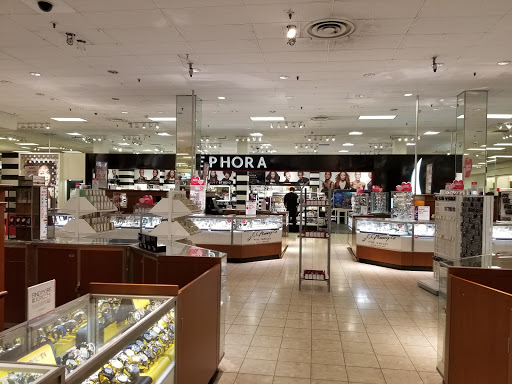 Shopping Mall «Fashion Valley», reviews and photos, 7007 Friars Rd, San Diego, CA 92108, USA