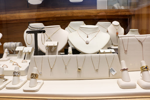 Jewelry Store «J Rankin Jewellers», reviews and photos, 505 5th Ave S a103, Edmonds, WA 98020, USA