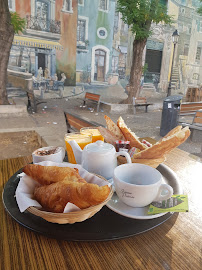 Croissant du Cafe Planch'a Pain Sucre & Sale à Montpellier - n°2