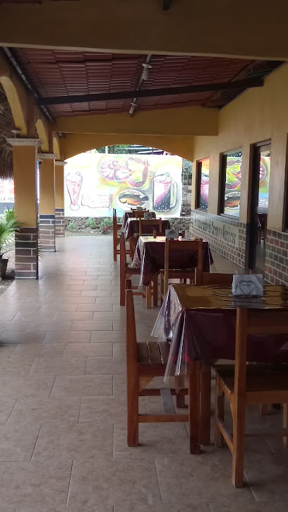 Restaurante el diez - Santanon Rodriguez 449, Primero, 95935 Huazuntlán, Ver., Mexico