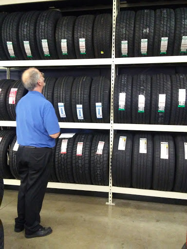 Auto Parts Store «Pep Boys Auto Parts & Service», reviews and photos, 6900 Hwy 6 N, Houston, TX 77084, USA