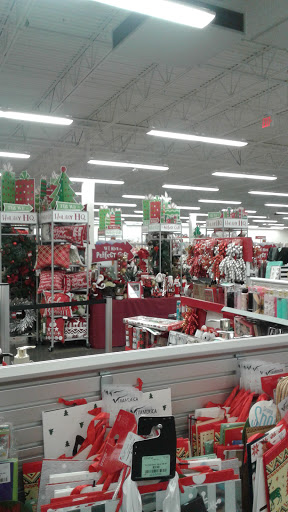 Clothing Store «Burlington Coat Factory», reviews and photos, 3475 Westdale Dr SW, Cedar Rapids, IA 52404, USA