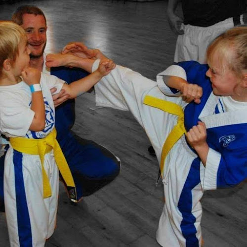 Comments and reviews of ECKA Bletchley Dragons Karate Club