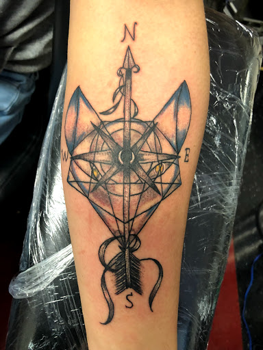 Tattoo Shop «Mystic Tattoo and Body Piercing», reviews and photos, 1150 Richmond Rd, Charlottesville, VA 22911, USA