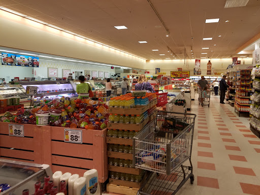 Grocery Store «Market Basket», reviews and photos, 310 Mishawum Rd, Woburn, MA 01801, USA