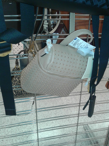 Clothing Store «Ross Dress for Less», reviews and photos, 3001 W Cheltenham Ave, Wyncote, PA 19095, USA