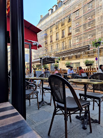 Atmosphère du Restaurant méditerranéen Café Mélody à Paris - n°3