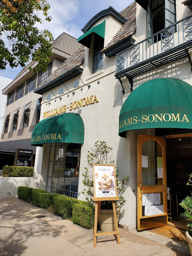 Williams-Sonoma, 142 S Lake Ave, Pasadena, CA 91101, USA, 