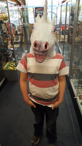 Collectibles Store «Makes Cents Variety Store», reviews and photos, 5027 W Howard Ave, Milwaukee, WI 53220, USA