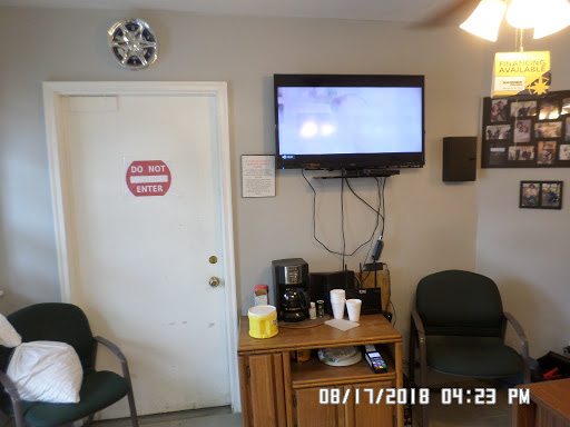 Auto Body Shop «Maple Park Collision», reviews and photos, 3300 Illinois Ave, Middletown, OH 45042, USA