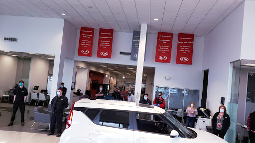 Auto Repair Shop «Summit Place Kia East», reviews and photos, 44900 N Gratiot Ave, Charter Twp of Clinton, MI 48036, USA