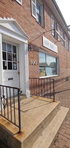 Used Book Store «Attic Books», reviews and photos, 100 Washington Blvd, Laurel, MD 20707, USA