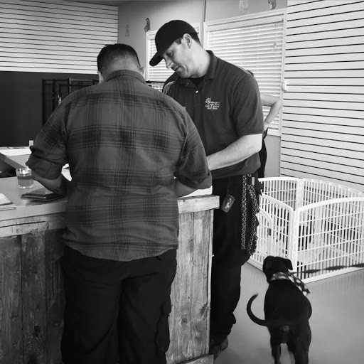 Thrift Store «Pet Rescue Thrift Store», reviews and photos, 3564 Central Ave, Riverside, CA 92506, USA