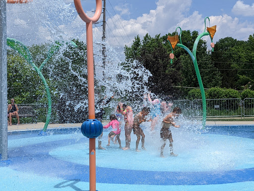 Water Park «Leon Corlew Park & Splash Pad», reviews and photos, E Schwarz St & S Main Street, Edwardsville, IL 62025, USA