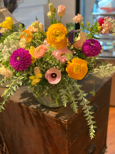 Florist «Petal and Crumb», reviews and photos, 86 Prospect St, Upton, MA 01568, USA