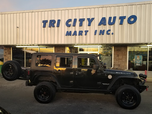 Used Car Dealer «TRI City Auto Mart», reviews and photos, 617 E New Cir Rd, Lexington, KY 40505, USA