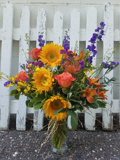 Florist «Cardell Floral», reviews and photos, 3542 Douglas Dr N, Minneapolis, MN 55422, USA