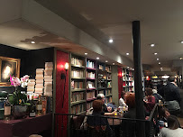 Atmosphère du Restaurant Café Livres à Paris - n°16