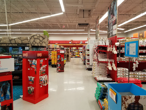 Pet Supply Store «Petco Animal Supplies», reviews and photos, 125 Lincoln Hwy, Exton, PA 19341, USA