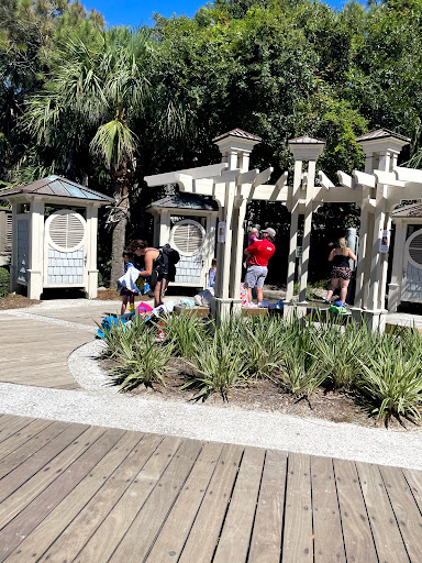 Shopping Mall «Coligny Plaza Shopping Center», reviews and photos, 1 N Forest Beach Dr, Hilton Head Island, SC 29928, USA